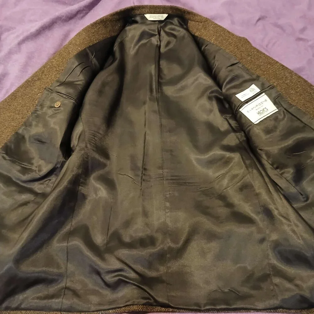 Men's Suit coat - Picture 10 of 12